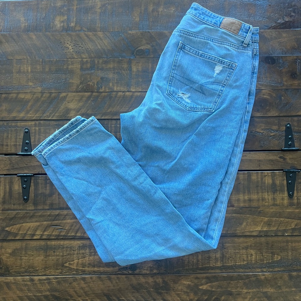 Women’s American Eagle jeans